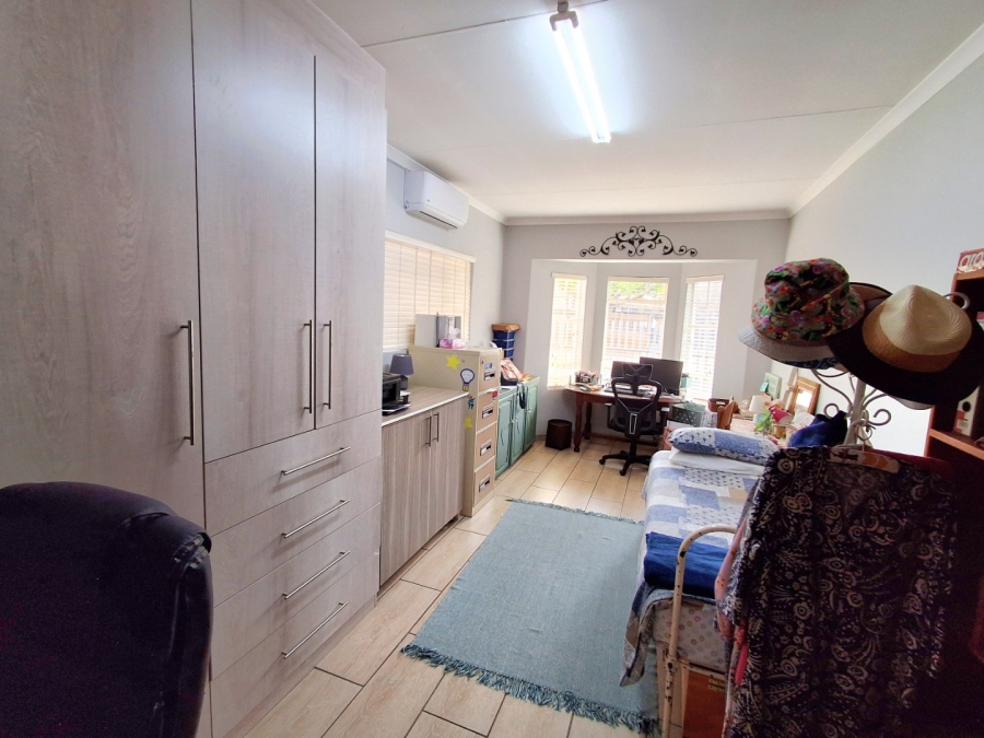 4 Bedroom Property for Sale in Vaalpark Free State